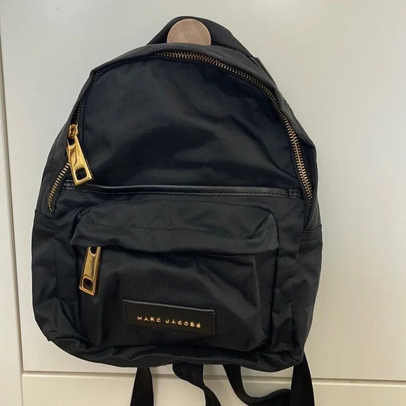 Jacobs Nylon Backpack Marc Jacobs Varsity Leather Backpack  display picture 2